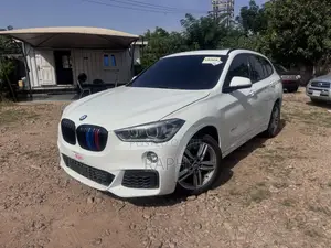 BMW X1 xDrive28i AWD 2018 White
