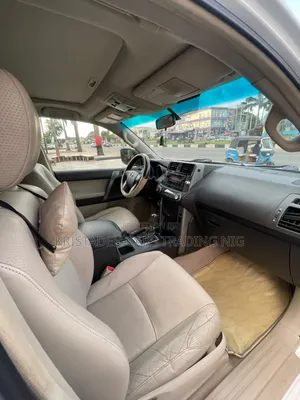 Toyota Land Cruiser Prado 2011 White
