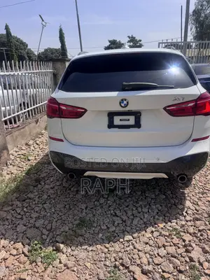 BMW X1 xDrive28i AWD 2018 White