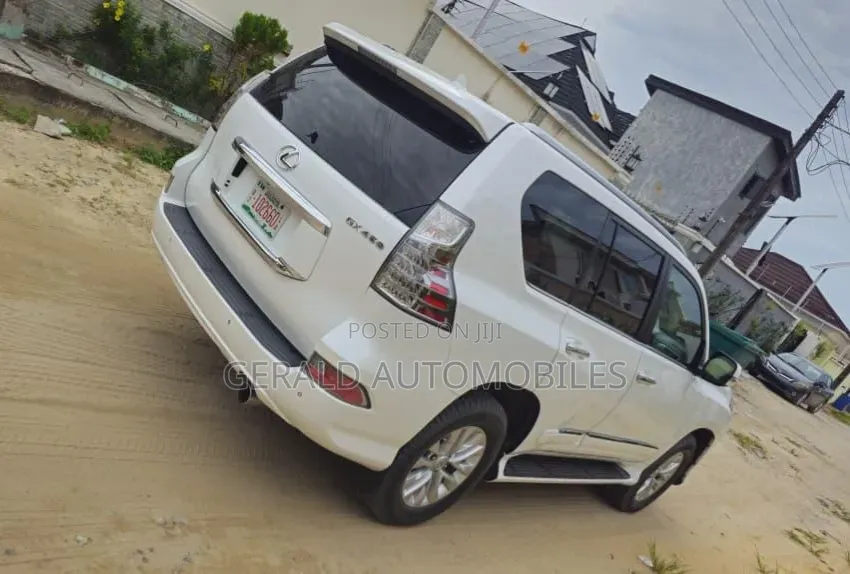Lexus GX 460 Base 2015 White