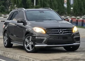Mercedes-Benz M Class ML63 AMG 4dr SUV AWD (5.5L 8cyl Turbo 7A) 2014