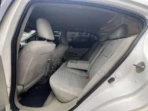 Honda Civic 2012 White