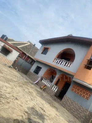13bdrm Block of Flats in Igangan for sale