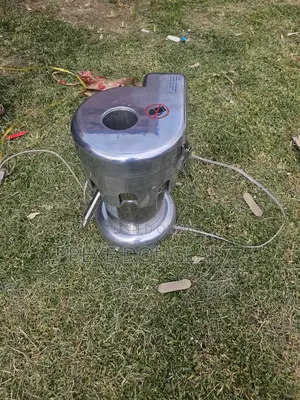 Brand New Heavy Duty Commercial Juice Extractor