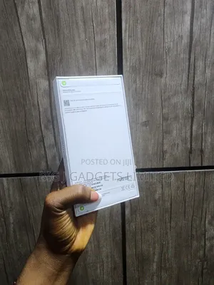 New Apple iPhone 15 Pro Max 256 GB White