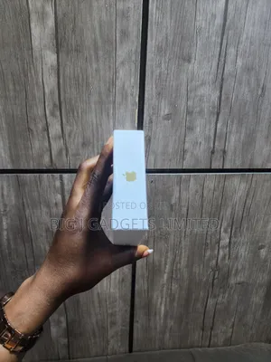 New Apple iPhone 15 Pro Max 256 GB White