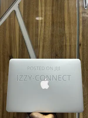 Laptop Apple MacBook Air 2017 8GB Intel Core i5 SSD 256GB