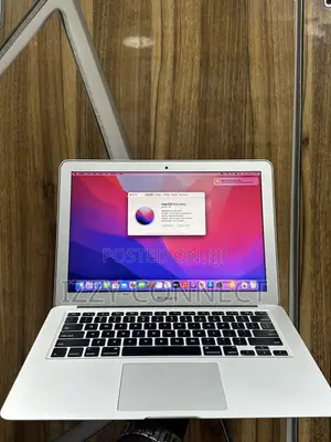 Laptop Apple MacBook Air 2017 8GB Intel Core i5 SSD 256GB