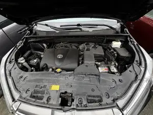Toyota Highlander Limited 4x2 V6 (3.5L 6cyl 8A) 2017 Black