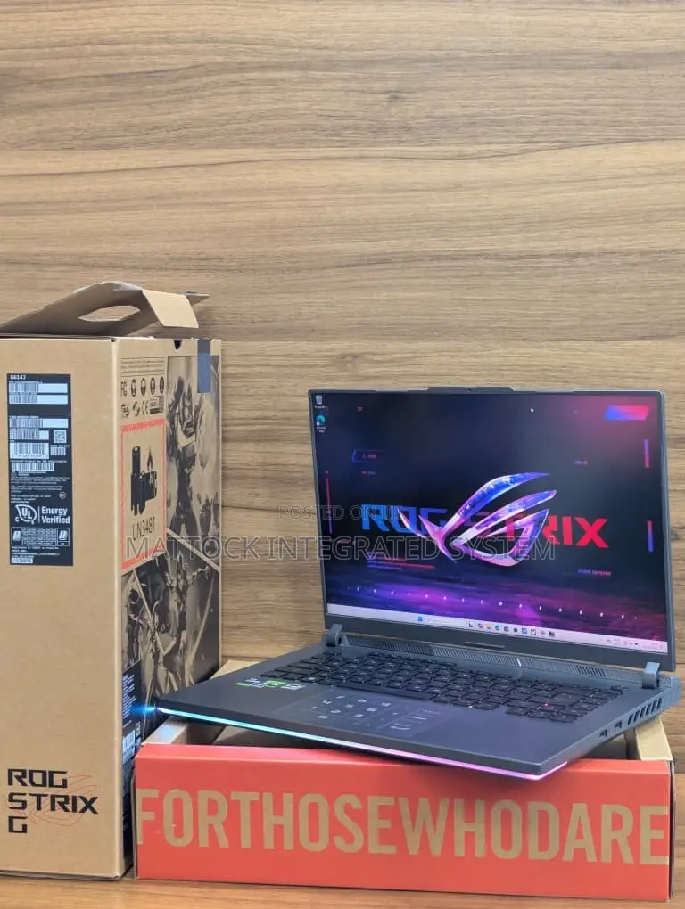 Laptop Dell XPS 15 9530 32GB Intel Core i9 SSD 1T