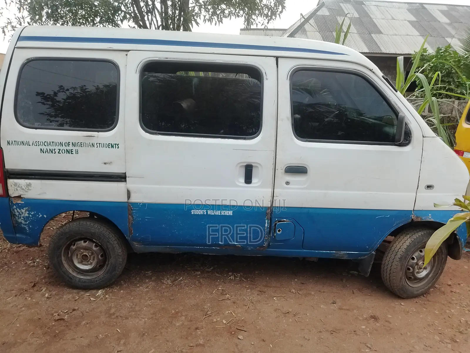 Suzuki Every 2005 White