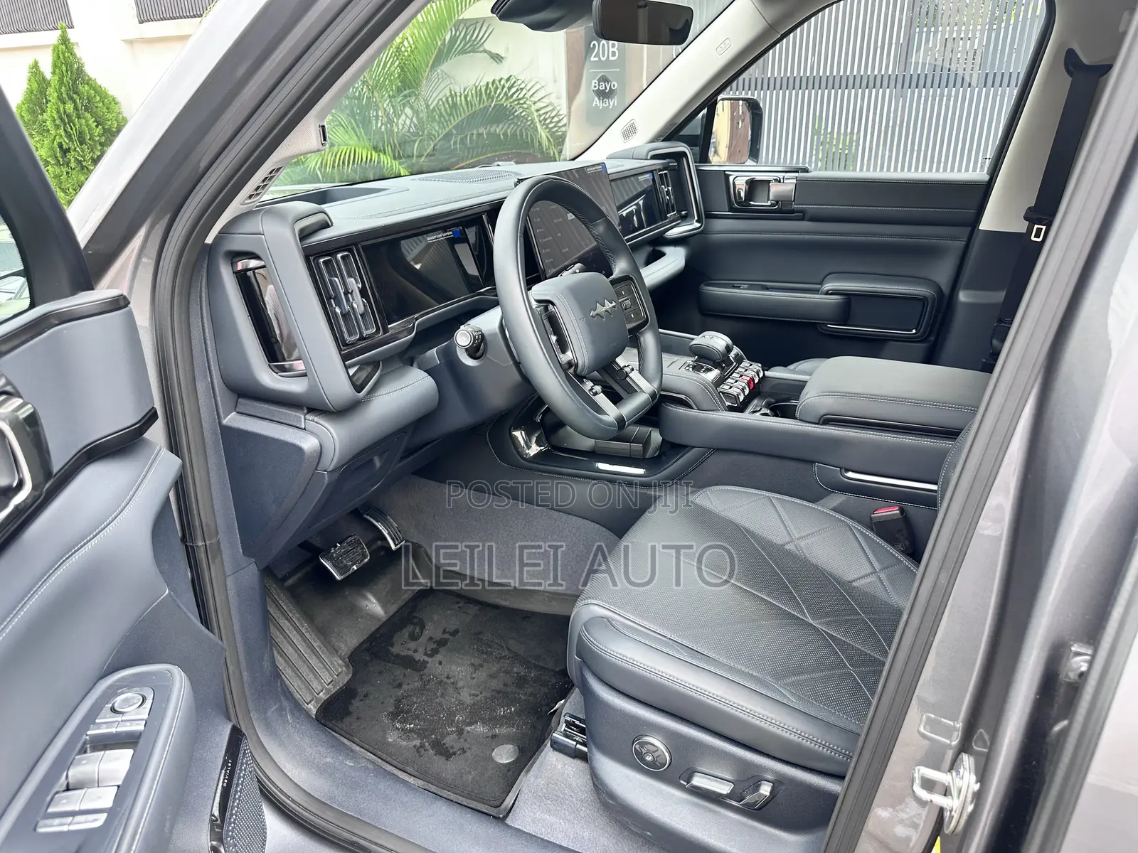 BYD Leopard 5 2025 Gray