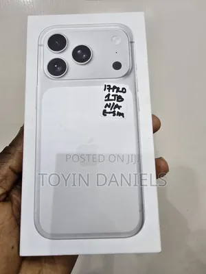 New Apple iPhone 17 Pro 1 TB White
