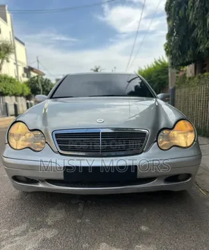 Mercedes-Benz C180 2002 Silver