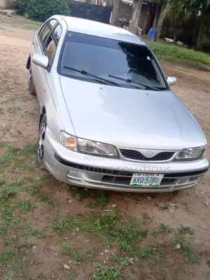 Nissan Altima 1999