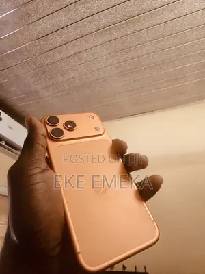 Apple iPhone 17 Pro Max 1 TB Gold