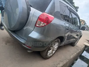 Toyota RAV4 1.8 2007 Green