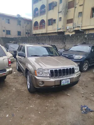 Jeep Grand Cherokee Laredo 4x4 2007 Gold