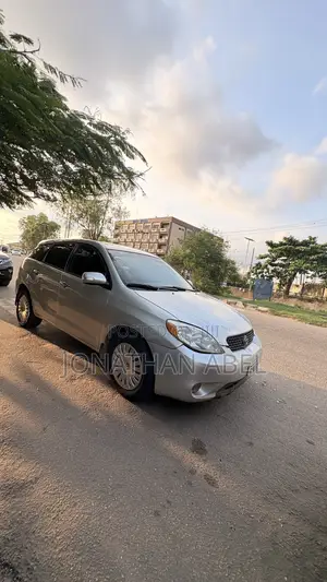 Toyota Matrix 2005 Silver