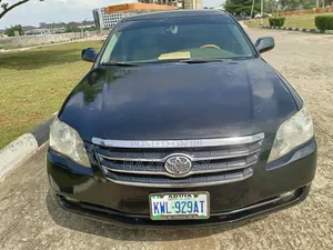 Toyota Avalon 2006 Black