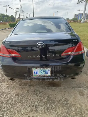 Toyota Avalon 2006 Black