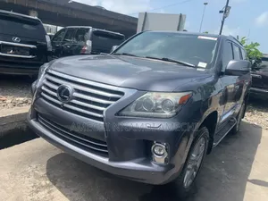 Lexus LX 570 AWD 2016 Gray