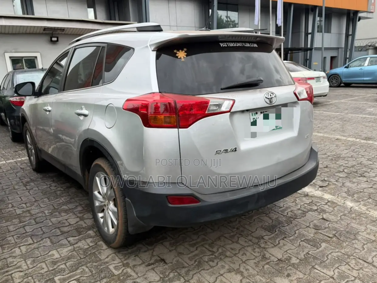 Toyota RAV4 2013 Silver