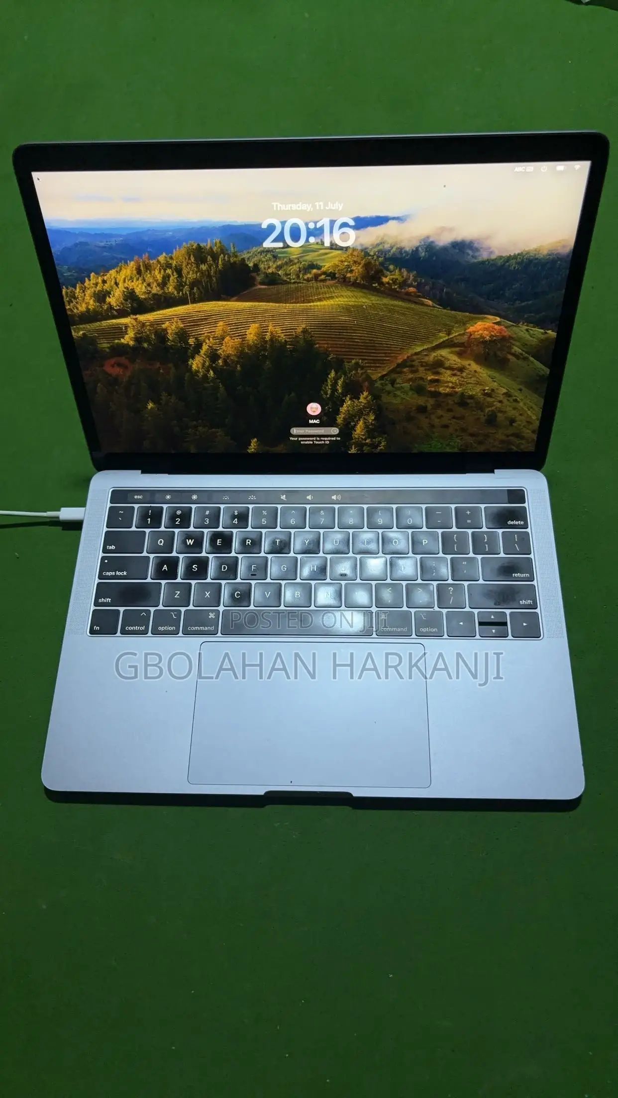 Laptop Apple MacBook Pro 2020 8GB Intel Core i7 SSD 512GB