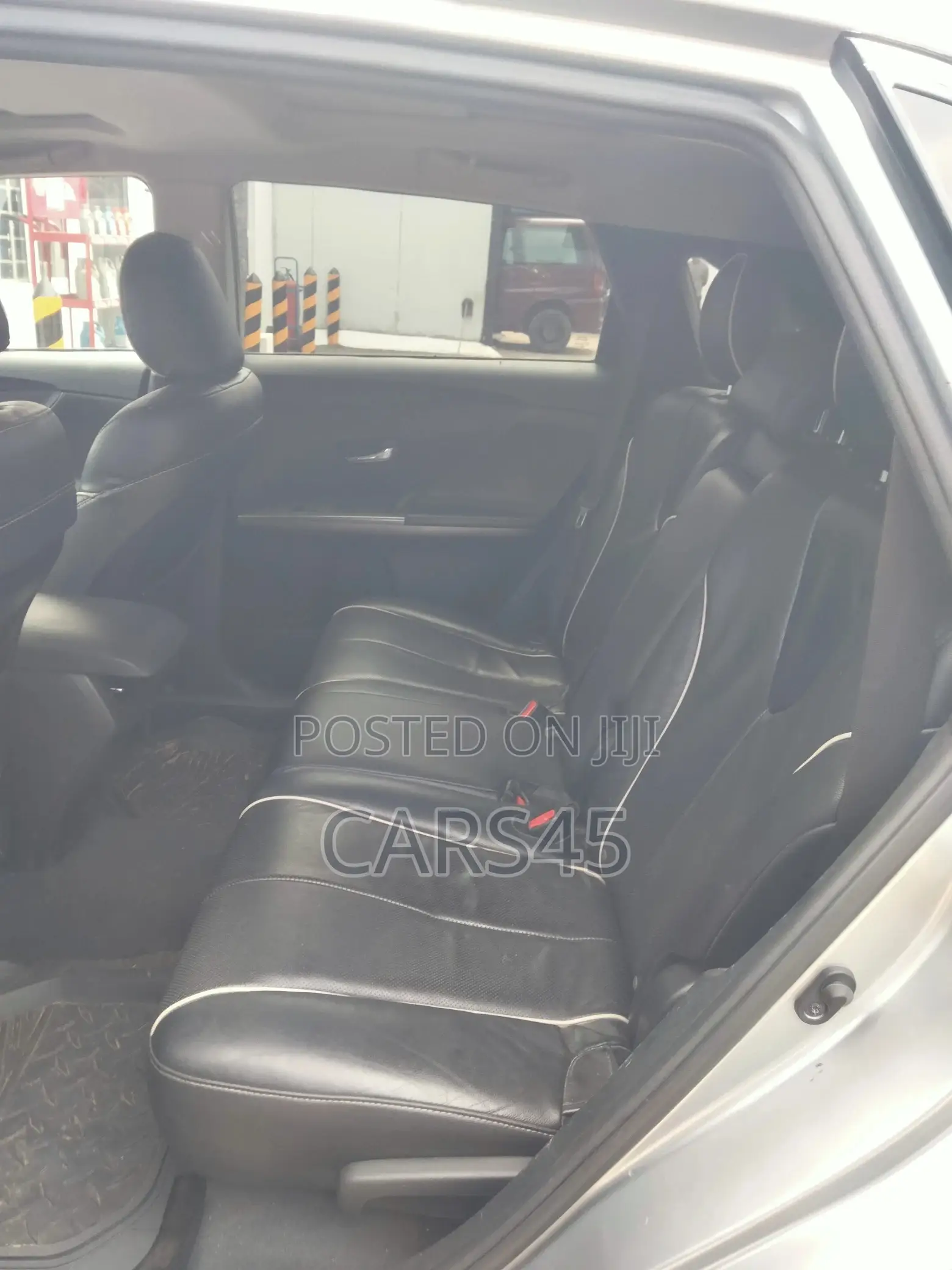 Toyota Venza 2016 Silver