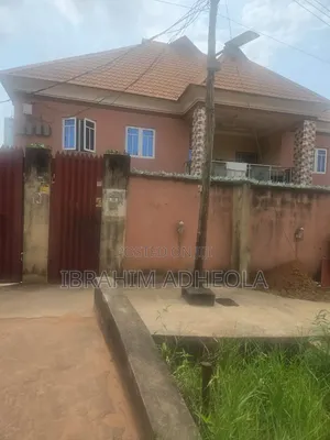 3bdrm Block of Flats in Ipaja for sale