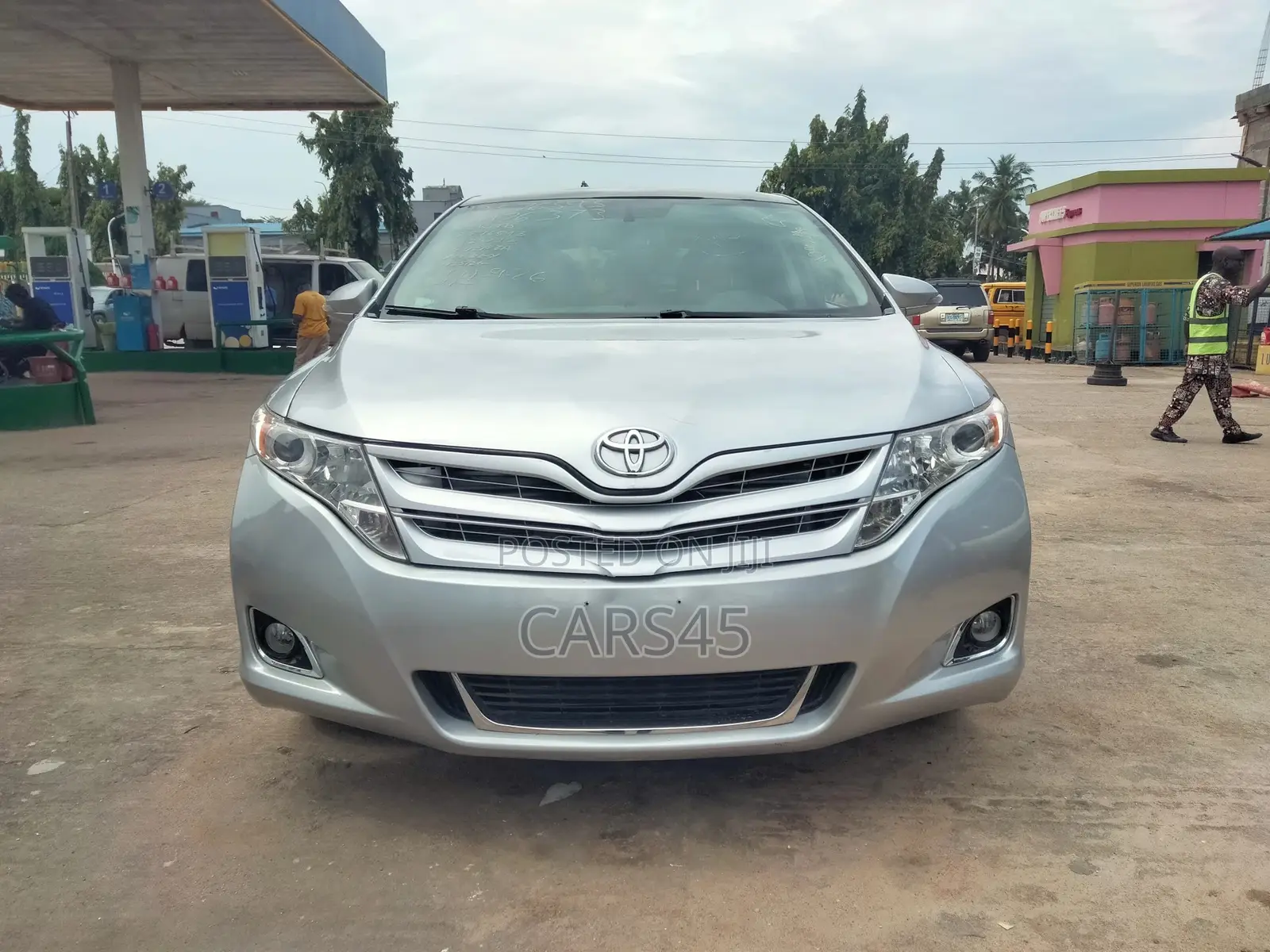 Toyota Venza 2016 Silver