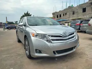 Toyota Venza 2016 Silver