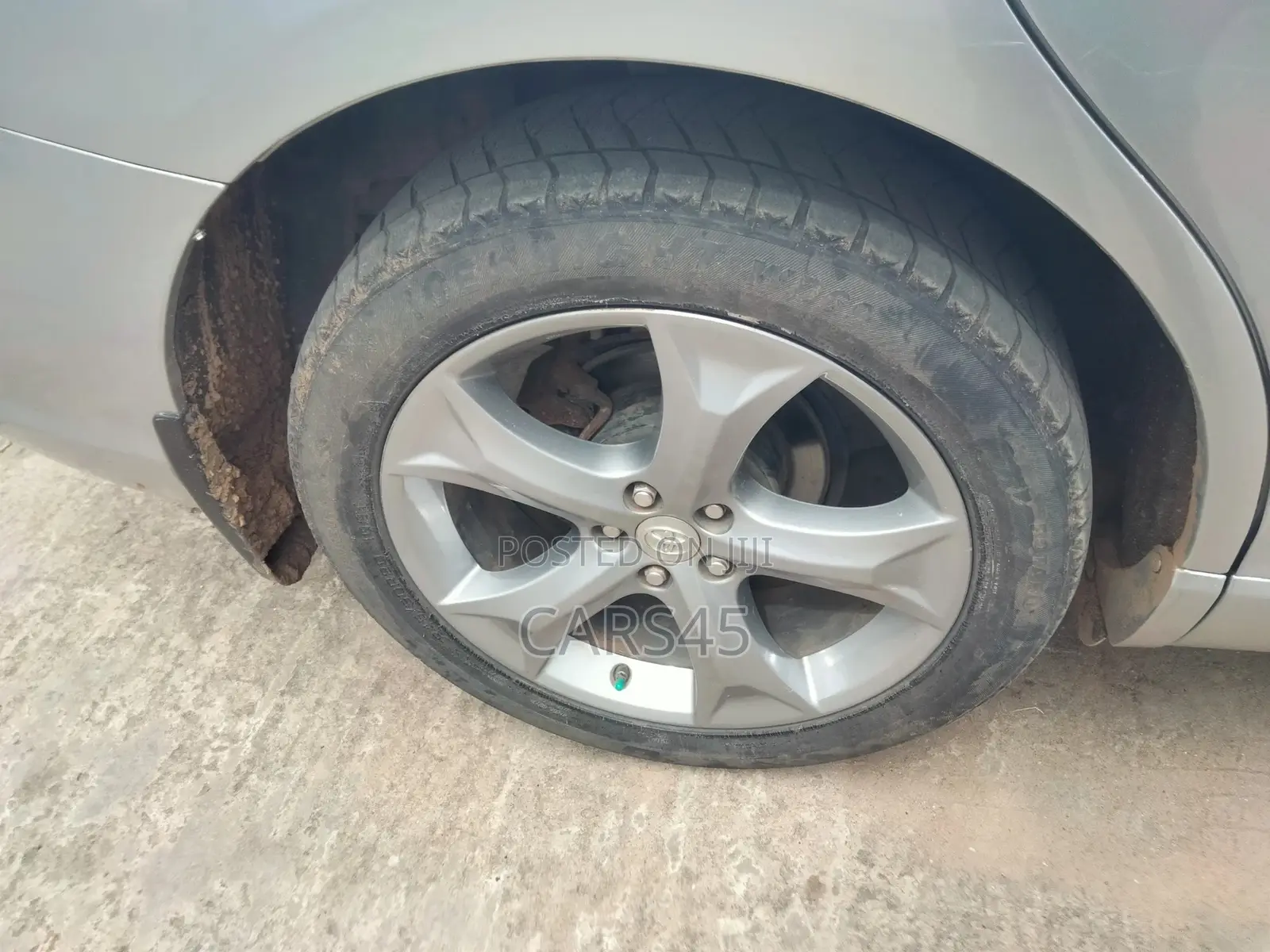 Toyota Venza 2016 Silver