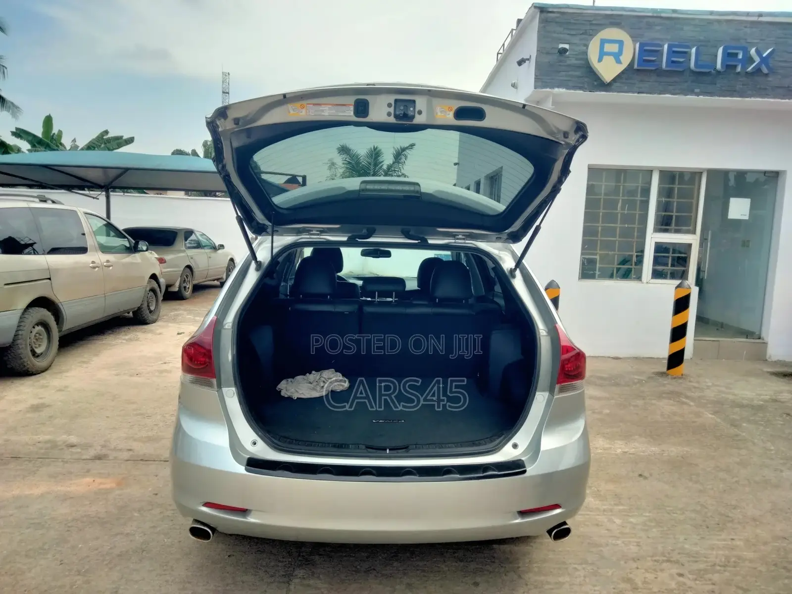 Toyota Venza 2016 Silver