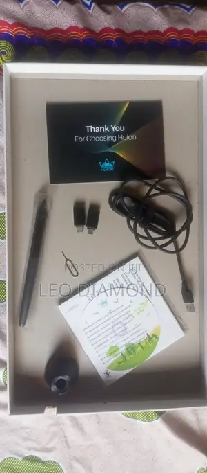 Huion 610 Pro V2 Graphics Tablet - Battery Free