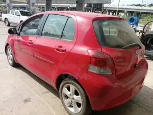 Toyota Yaris 2010 Red