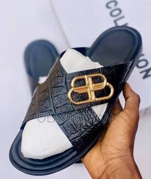 Balanciaga Slippers