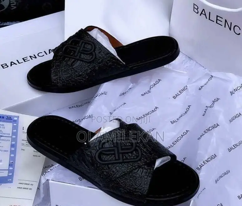 Balanciaga Slippers