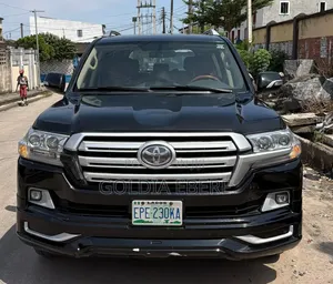 Toyota Land Cruiser 2017 Black