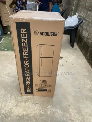 Snowsea BCD-166 120L Refrigerator With Upper Freezer Compartment