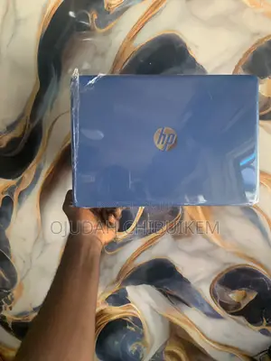 Laptop HP 14S 4GB AMD Ryzen 3 SSD 128GB