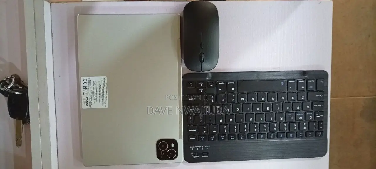 New Tablet 32 GB Silver