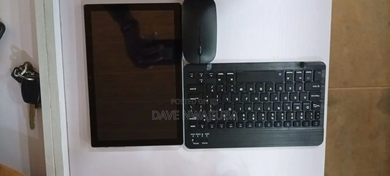 New Tablet 32 GB Silver