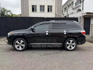 Toyota Highlander 2014 Black