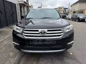 Toyota Highlander 2014 Black