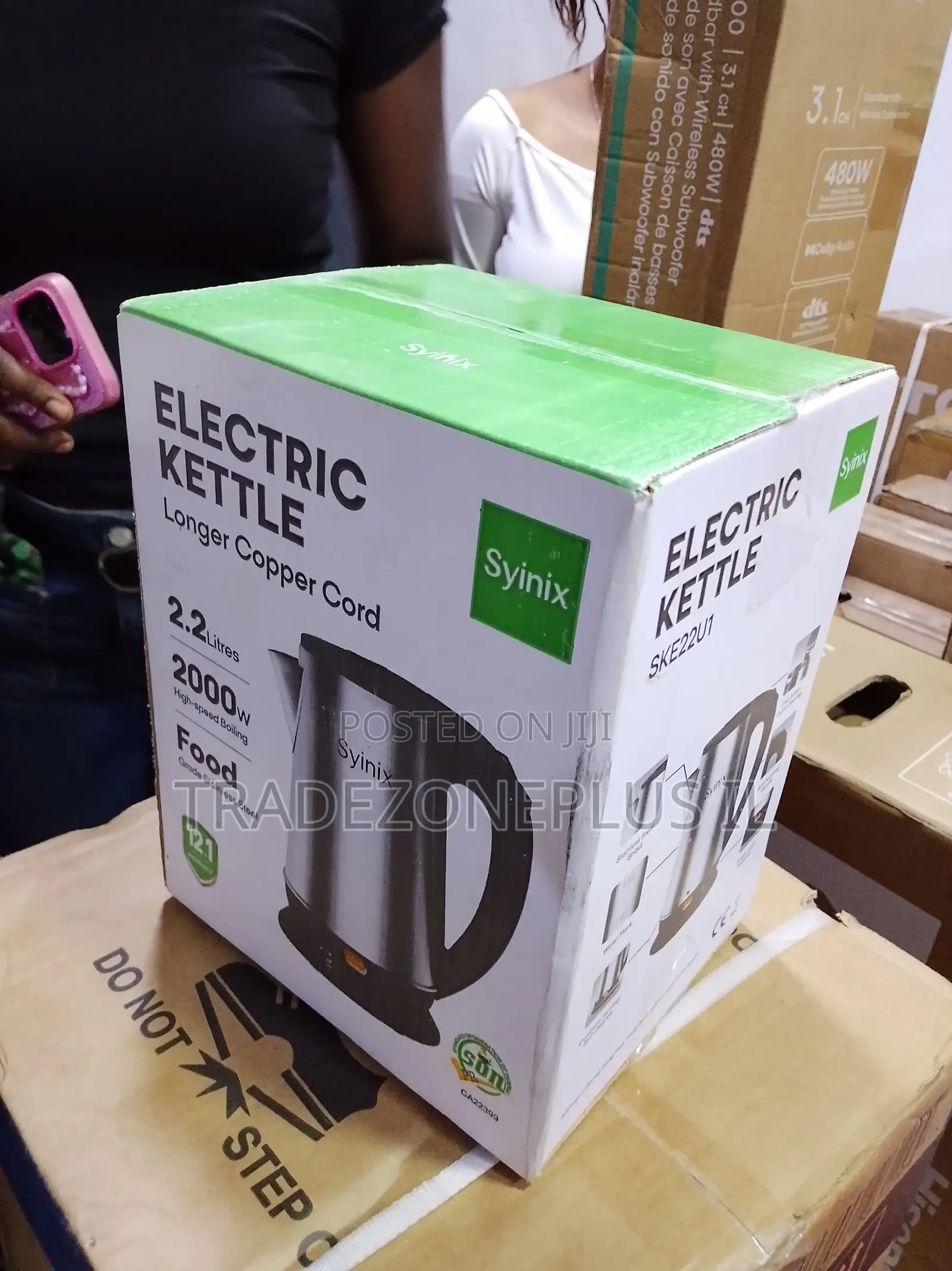 Value Deal on Synix 2.2L Electric Water Kettle
