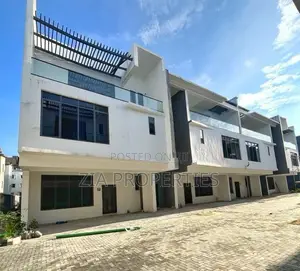 4bdrm Townhouse / Terrace in Lekki Phase 1 for rent