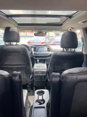 Toyota Highlander 2019 White