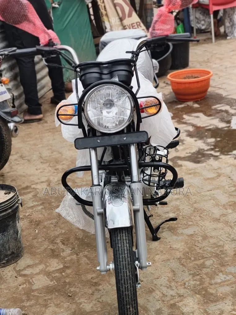 Bajaj Boxer 2026 Black