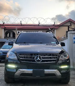 Mercedes-Benz M Class ML 350 4Matic 2012 Black